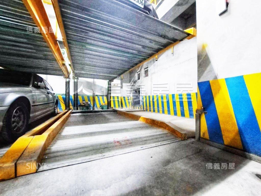 台北ＧＯＧＯ雙機械車位房屋室內格局與周邊環境