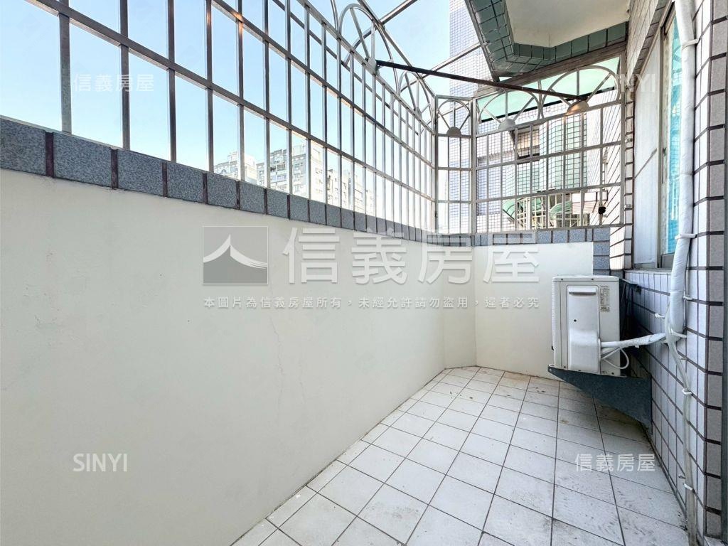德賢商圈樓中樓四房車位房屋室內格局與周邊環境