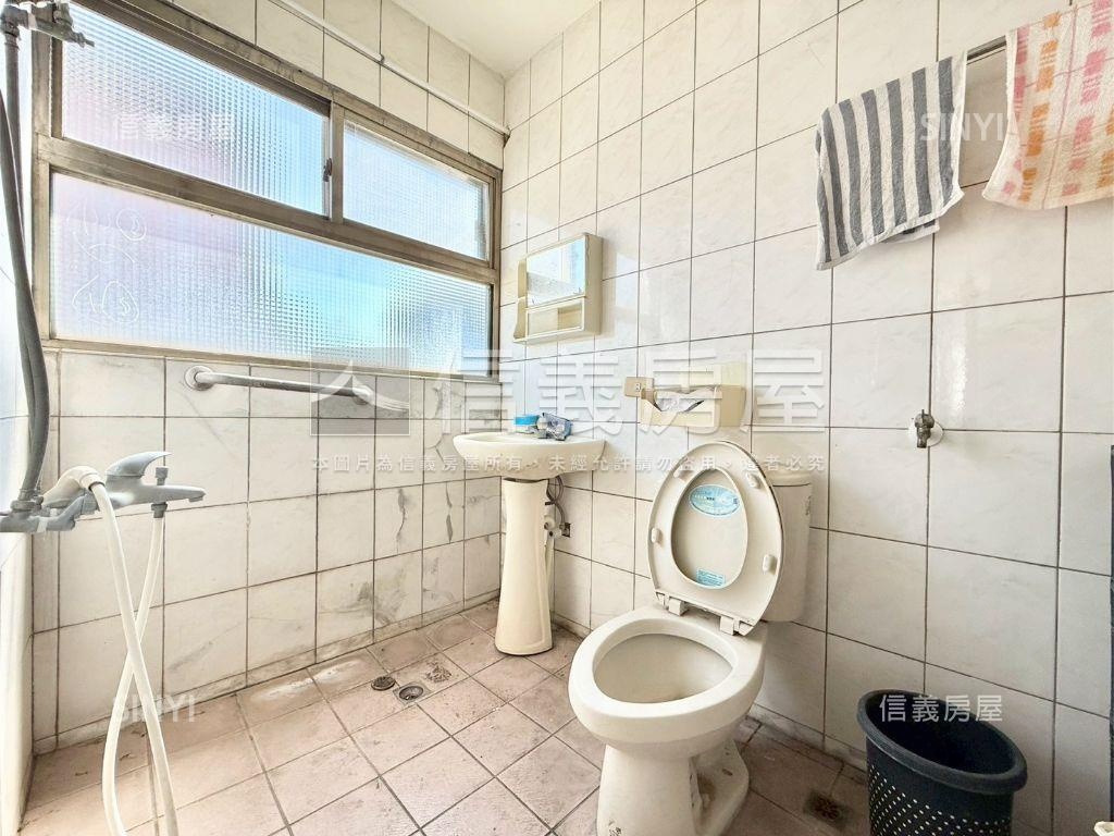 瀋陽路４房車位電梯華廈房屋室內格局與周邊環境