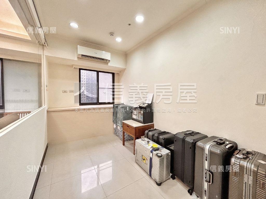 ｛Ｕ未來｝稀有邊間３房房屋室內格局與周邊環境