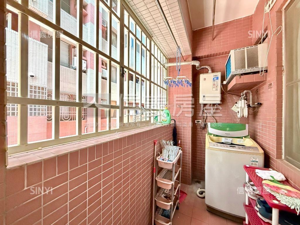 熊貓大觀園三房機上大車位房屋室內格局與周邊環境