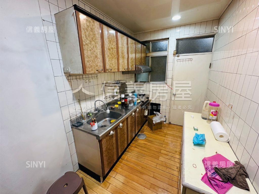 近未來萬大線稀有二樓房屋室內格局與周邊環境