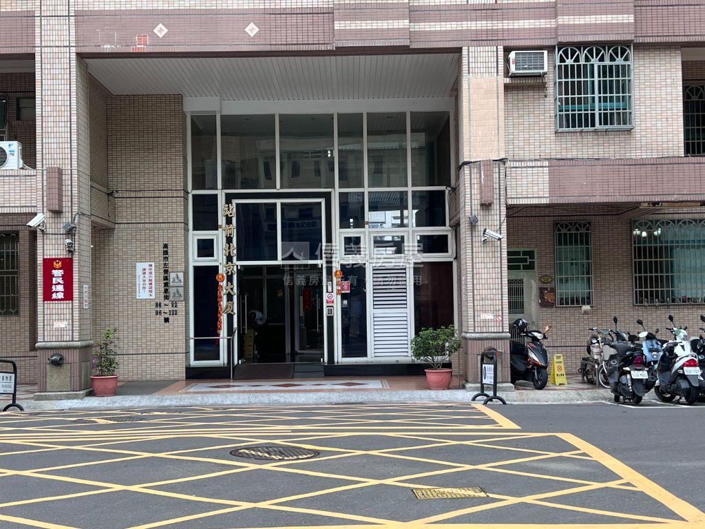 站前北京靚美三房車位房屋室內格局與周邊環境