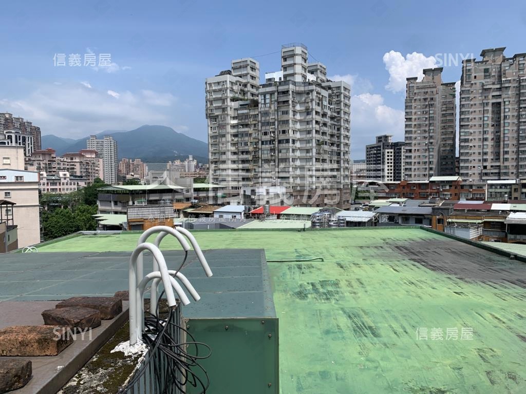 公寓平面車位，我鮮少遇見房屋室內格局與周邊環境