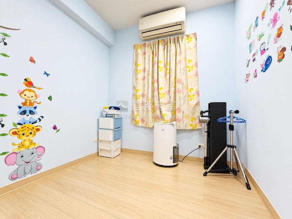 台北綠地三房房屋室內格局與周邊環境