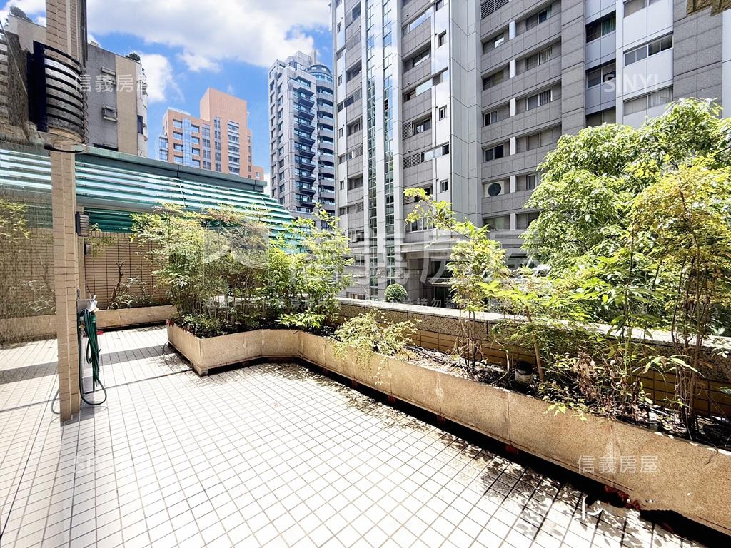 天母家居天玉美豪邸房屋室內格局與周邊環境