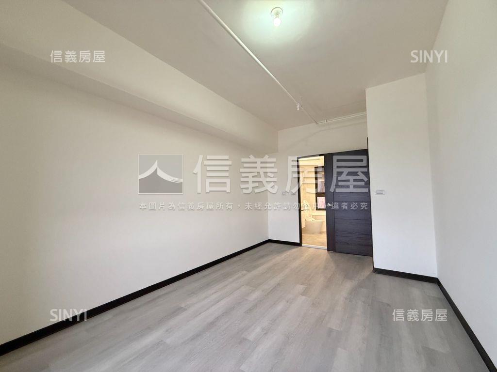 櫻花市鎮之櫻三房平車房屋室內格局與周邊環境