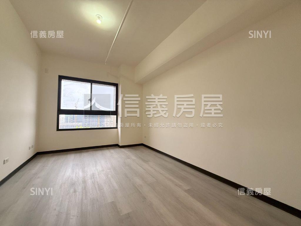 櫻花市鎮之櫻三房平車房屋室內格局與周邊環境