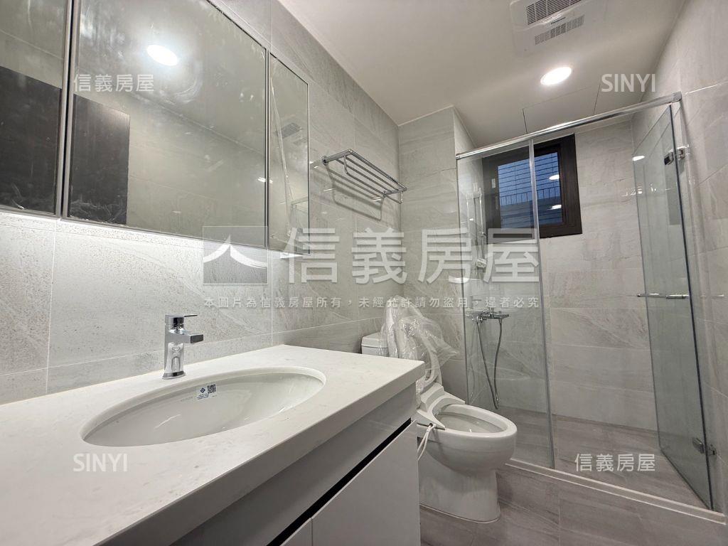 櫻花市鎮之櫻三房平車房屋室內格局與周邊環境