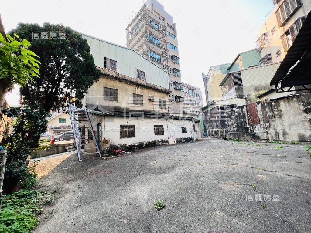 烏日公園路旁住三土地房屋室內格局與周邊環境