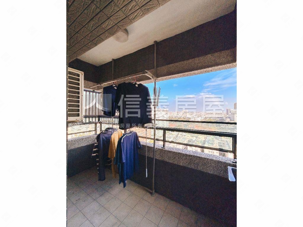 寓見海高樓景觀平車位房屋室內格局與周邊環境