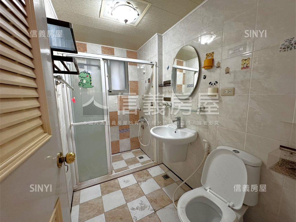 近Ｒ１５大三房庭院宅平車房屋室內格局與周邊環境