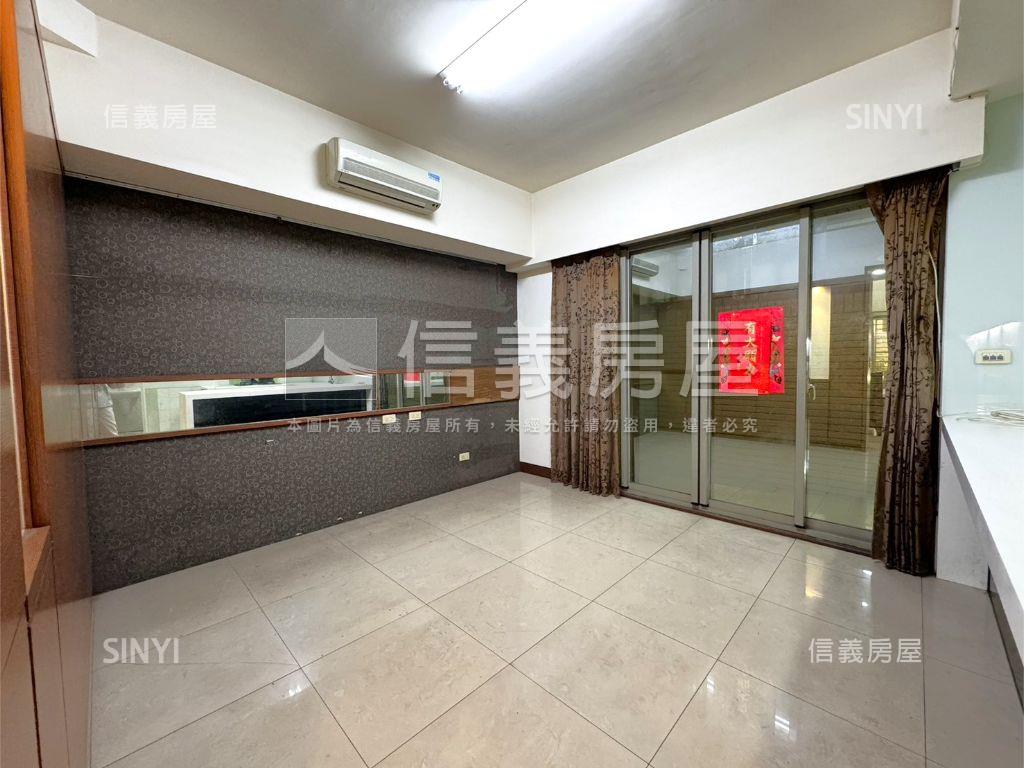 近Ｒ１５大三房庭院宅平車房屋室內格局與周邊環境