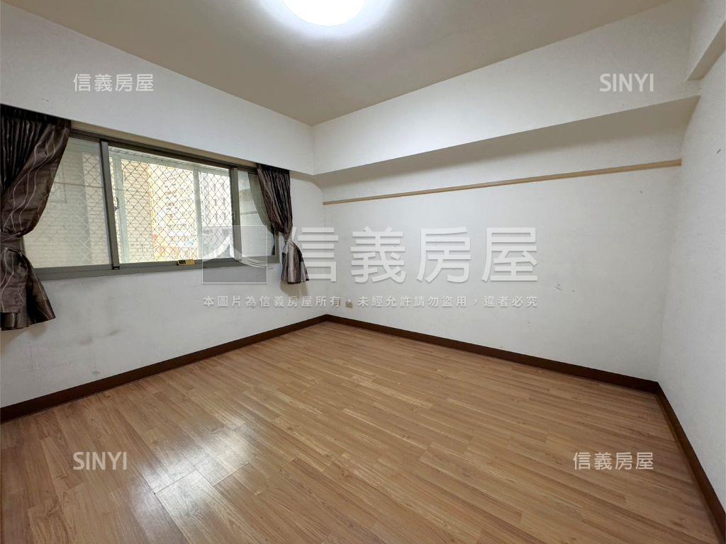 近Ｒ１５大三房庭院宅平車房屋室內格局與周邊環境