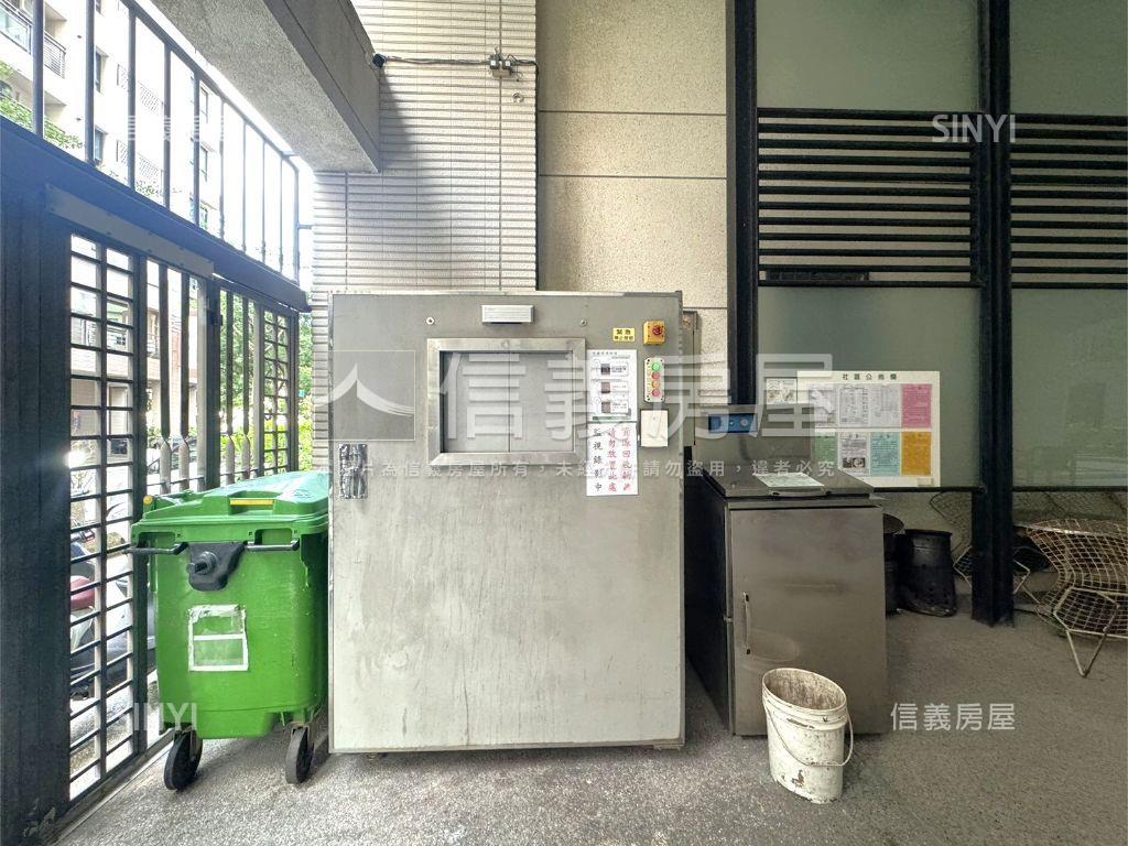 近Ｒ１５大三房庭院宅平車房屋室內格局與周邊環境