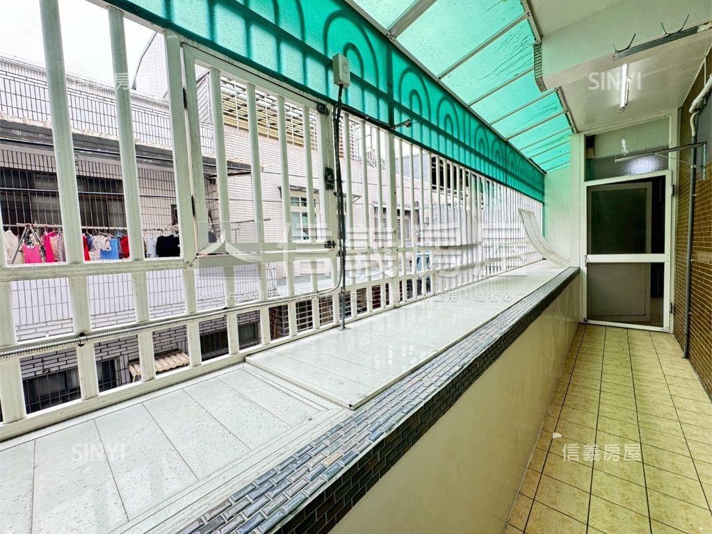 南雅西路公園旁美妝三樓房屋室內格局與周邊環境