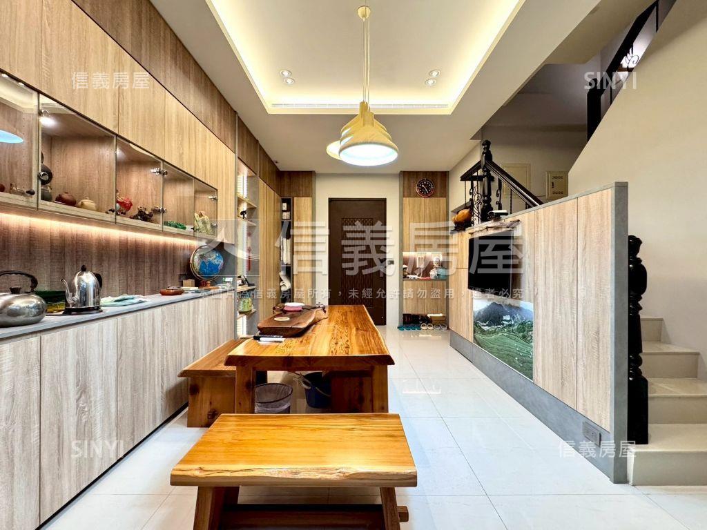 近未來漢神百貨雙車位美墅房屋室內格局與周邊環境