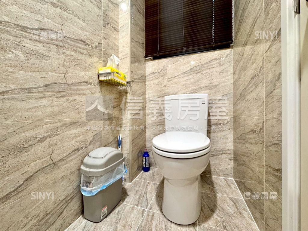 近未來漢神百貨雙車位美墅房屋室內格局與周邊環境