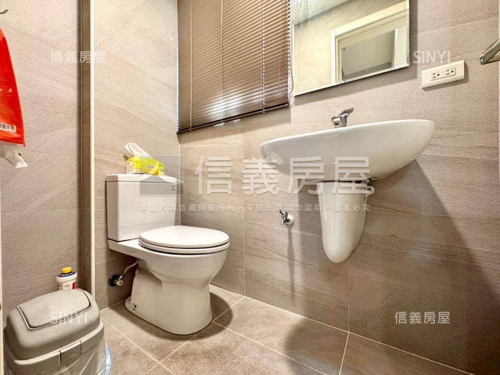 近未來漢神百貨雙車位美墅房屋室內格局與周邊環境