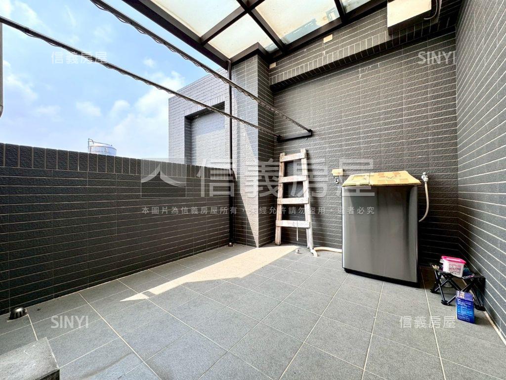 近未來漢神百貨雙車位美墅房屋室內格局與周邊環境