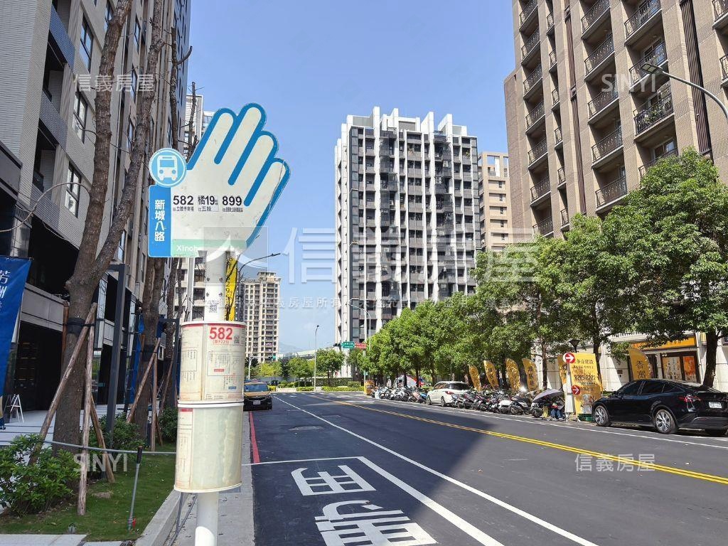 晴空景觀三房車位房屋室內格局與周邊環境