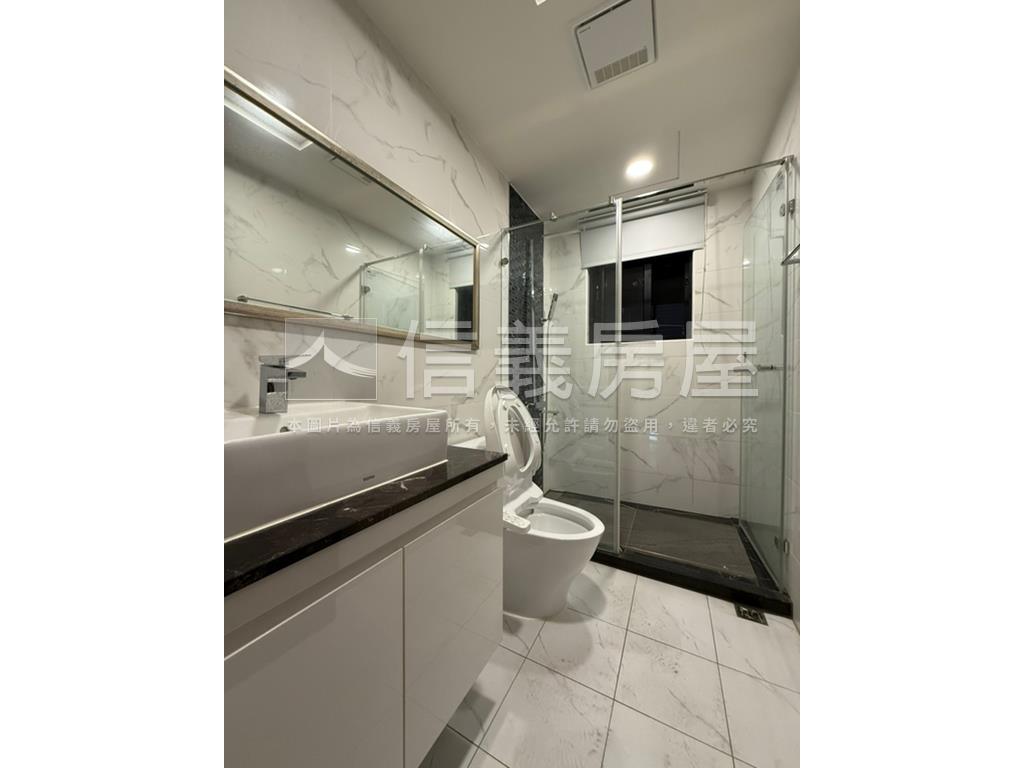 春木日曜三房雙車位房屋室內格局與周邊環境