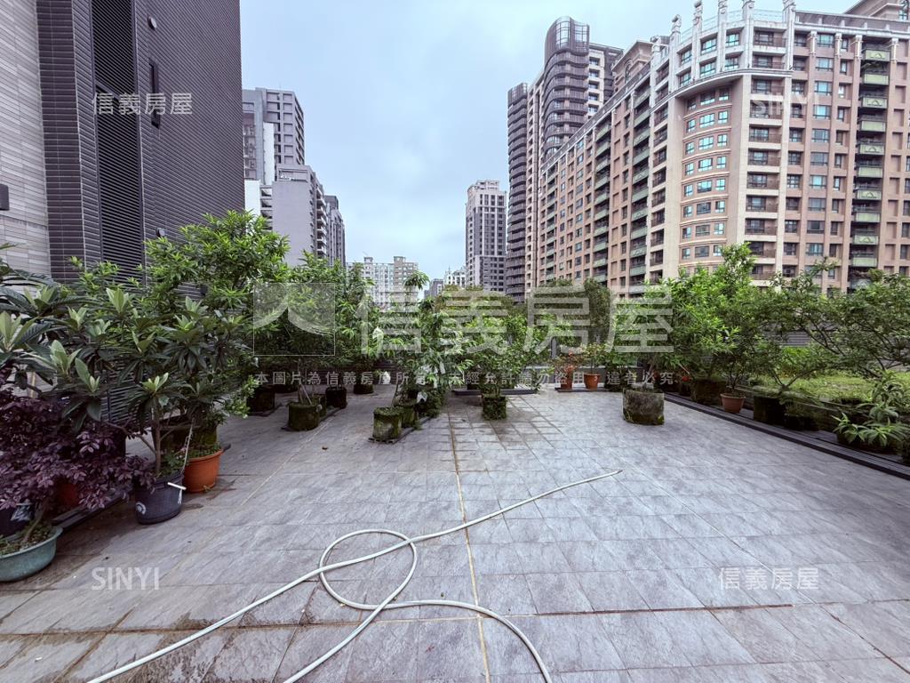 春木日曜三房雙車位房屋室內格局與周邊環境