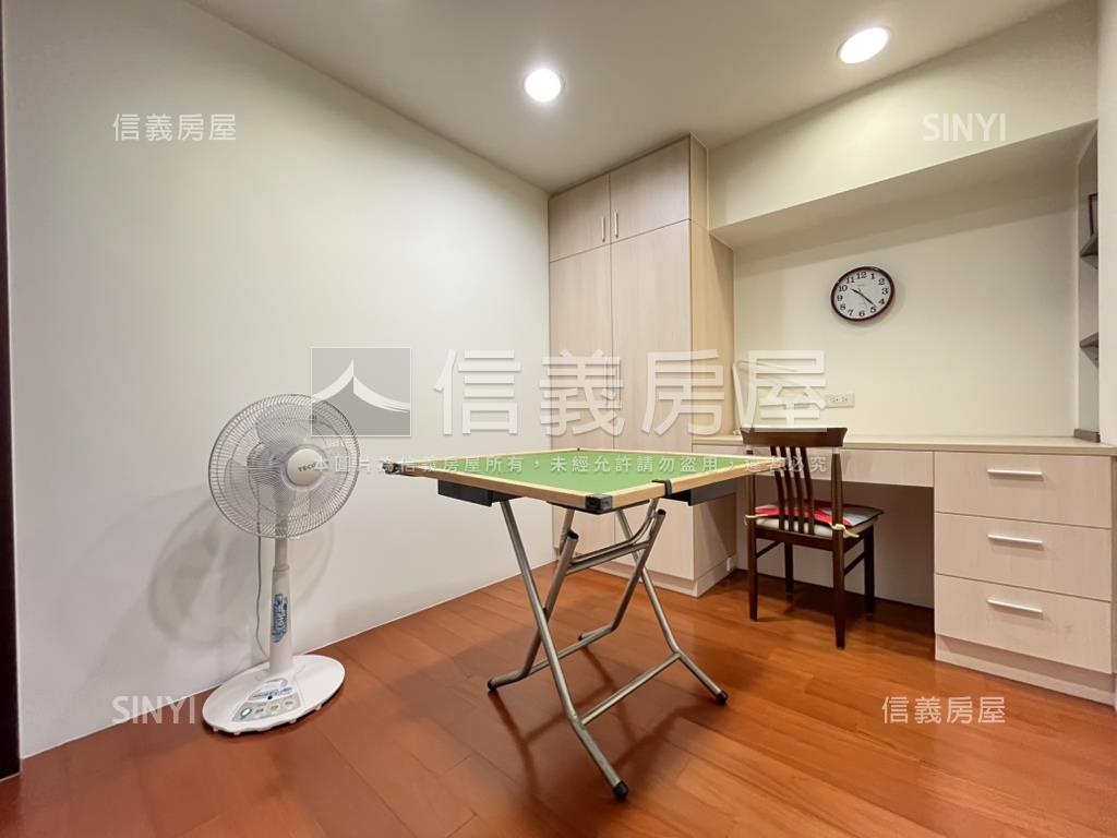 心航線高樓面山河景房屋室內格局與周邊環境