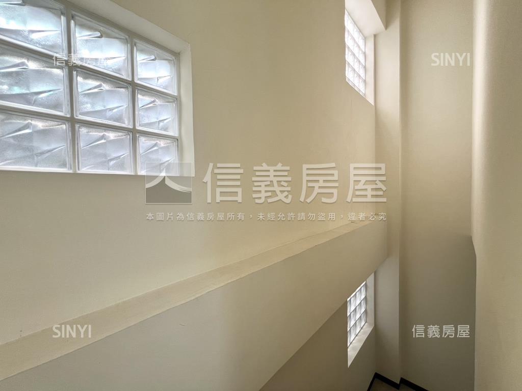 德嘉四君子★面寬電梯車墅房屋室內格局與周邊環境
