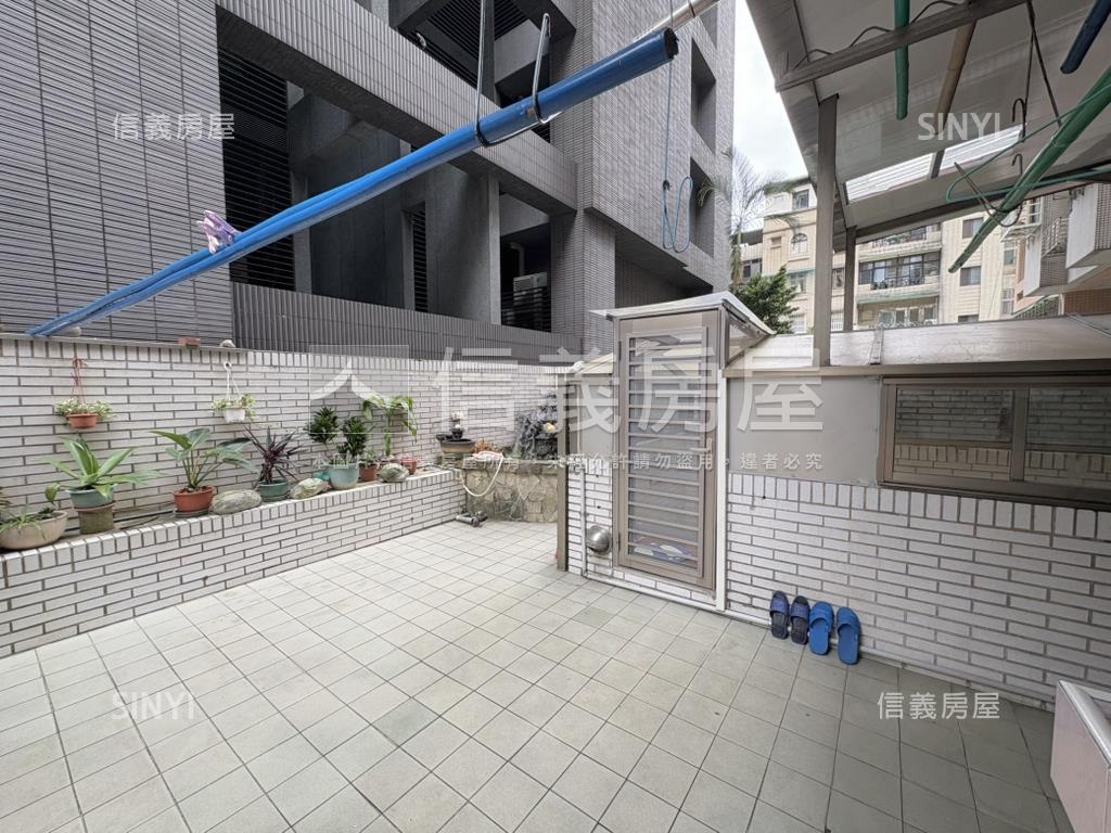 東湖稀有一樓大空間有車位房屋室內格局與周邊環境