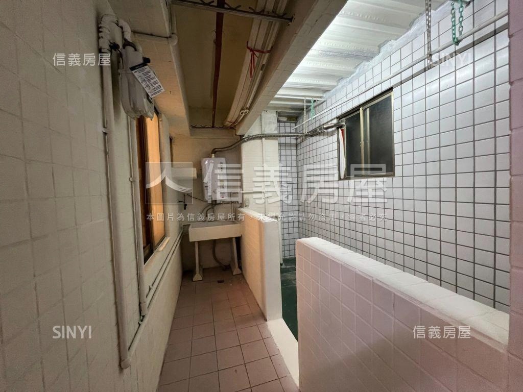 景安方正華廈３＋１房屋室內格局與周邊環境