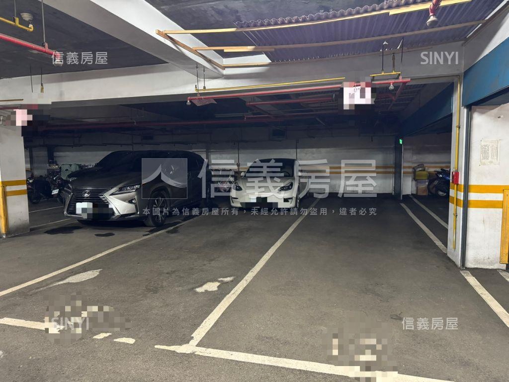 帝國天廈好視野辦公室車位房屋室內格局與周邊環境