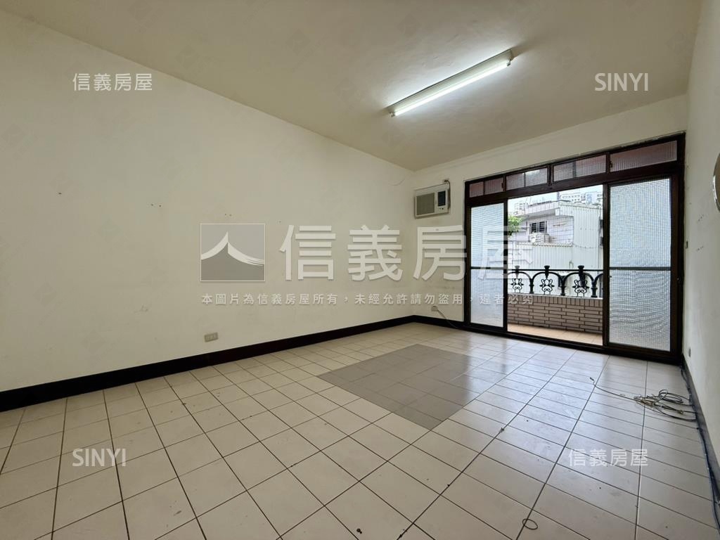 淡水捷運邊間公寓雙衛開窗房屋室內格局與周邊環境