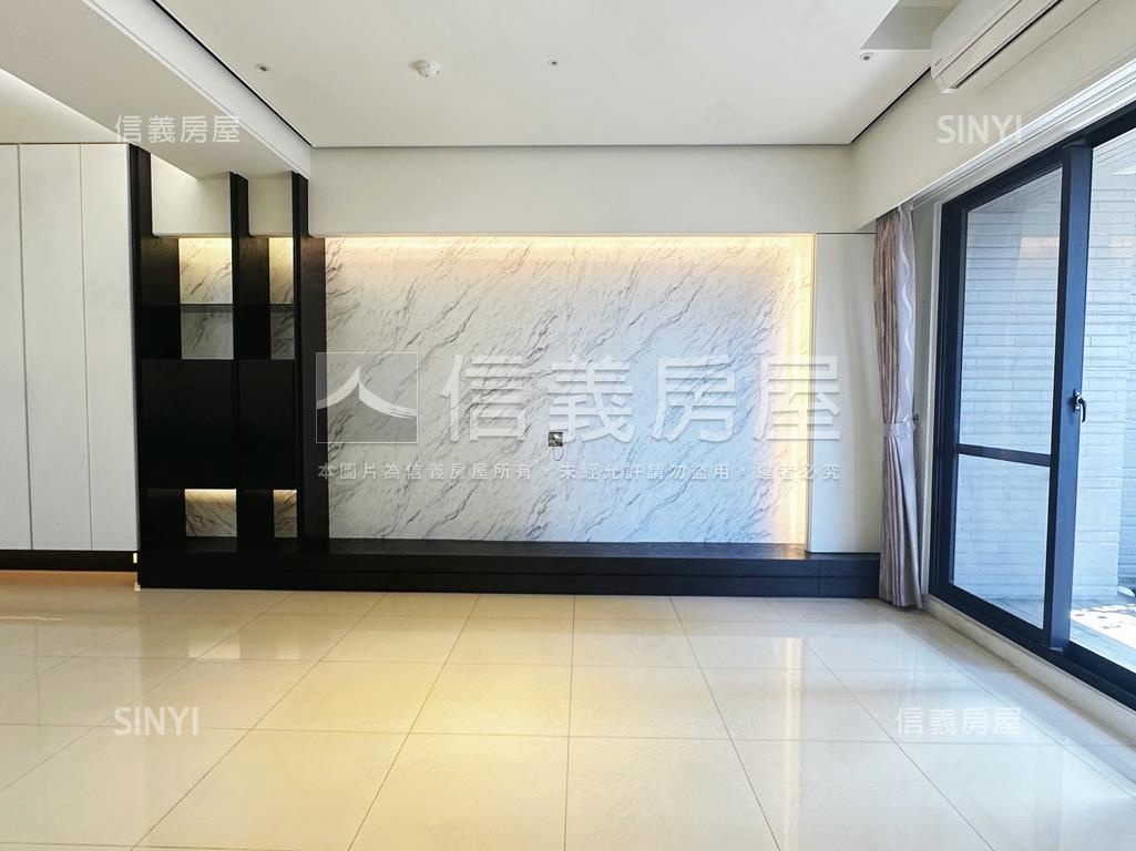 鑫文山採光兩房兩衛雙車位房屋室內格局與周邊環境