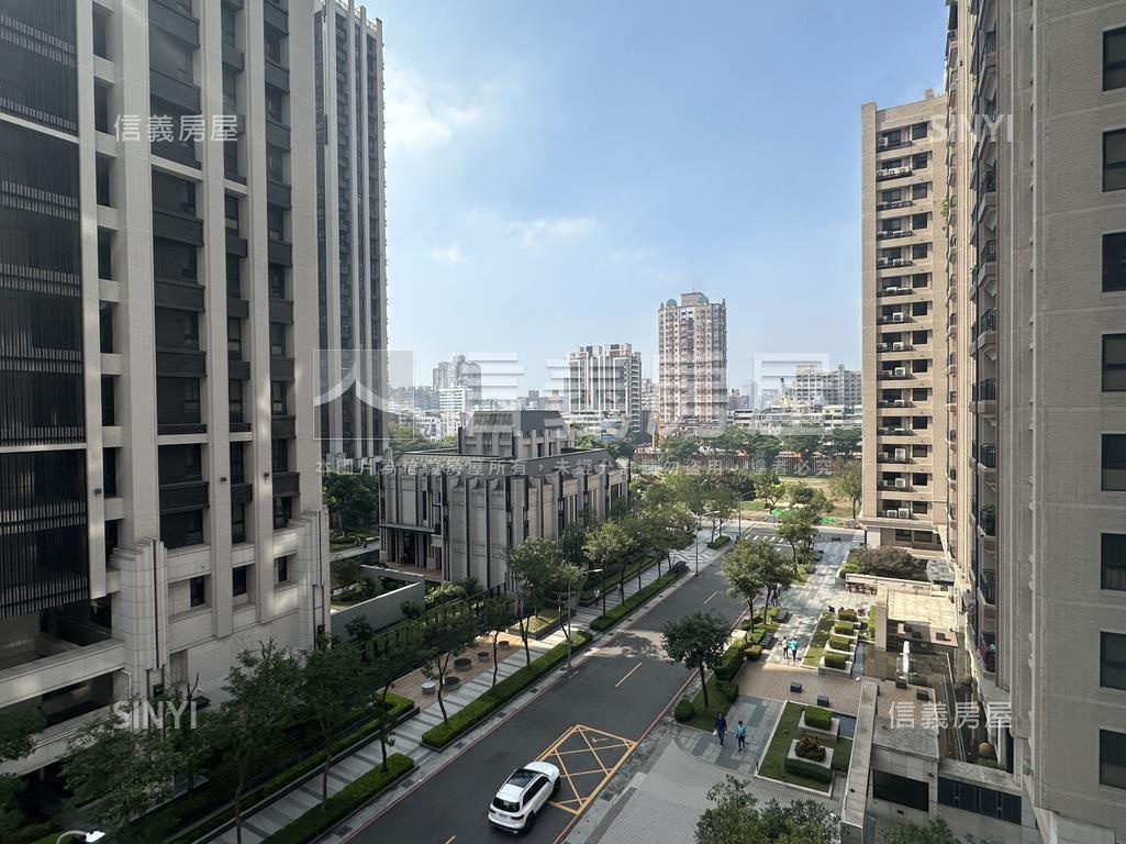 鑫文山採光兩房兩衛雙車位房屋室內格局與周邊環境