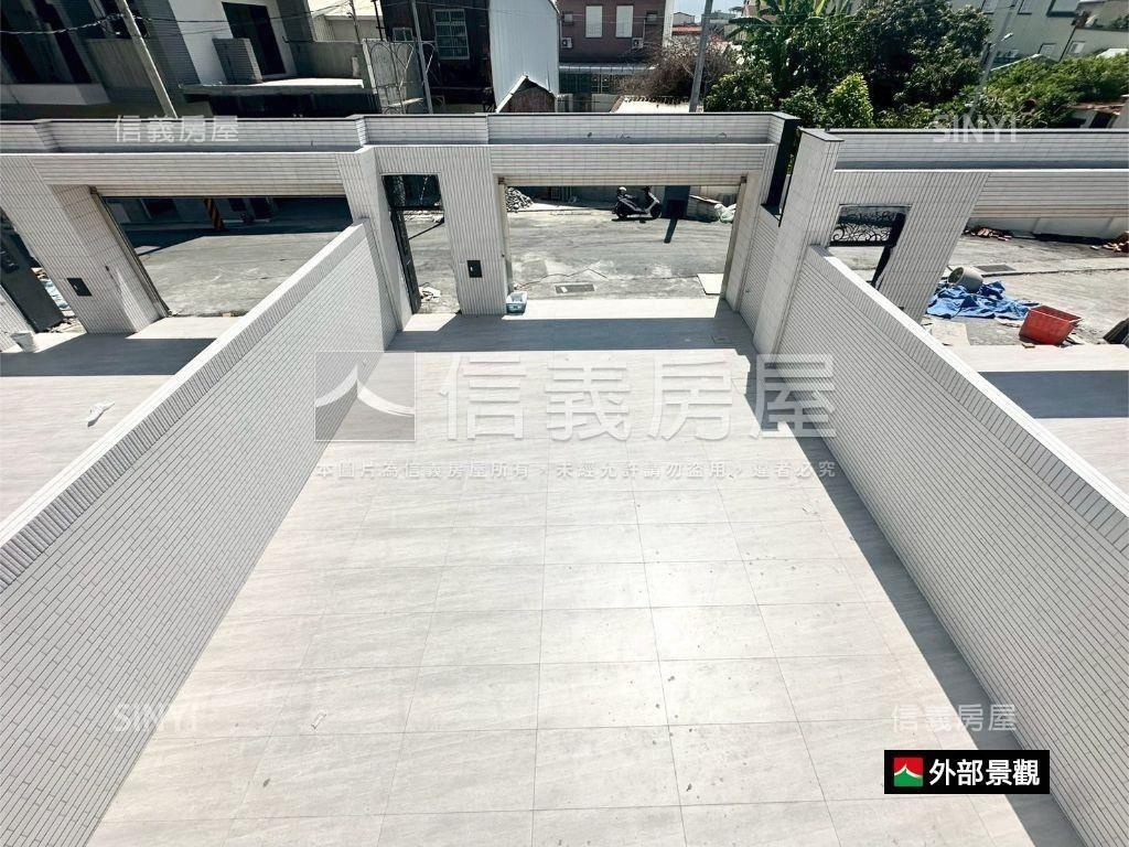 尊爵電梯車墅房屋室內格局與周邊環境