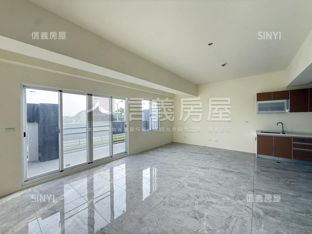 麻豆全新邊間店住Ｂ房屋室內格局與周邊環境