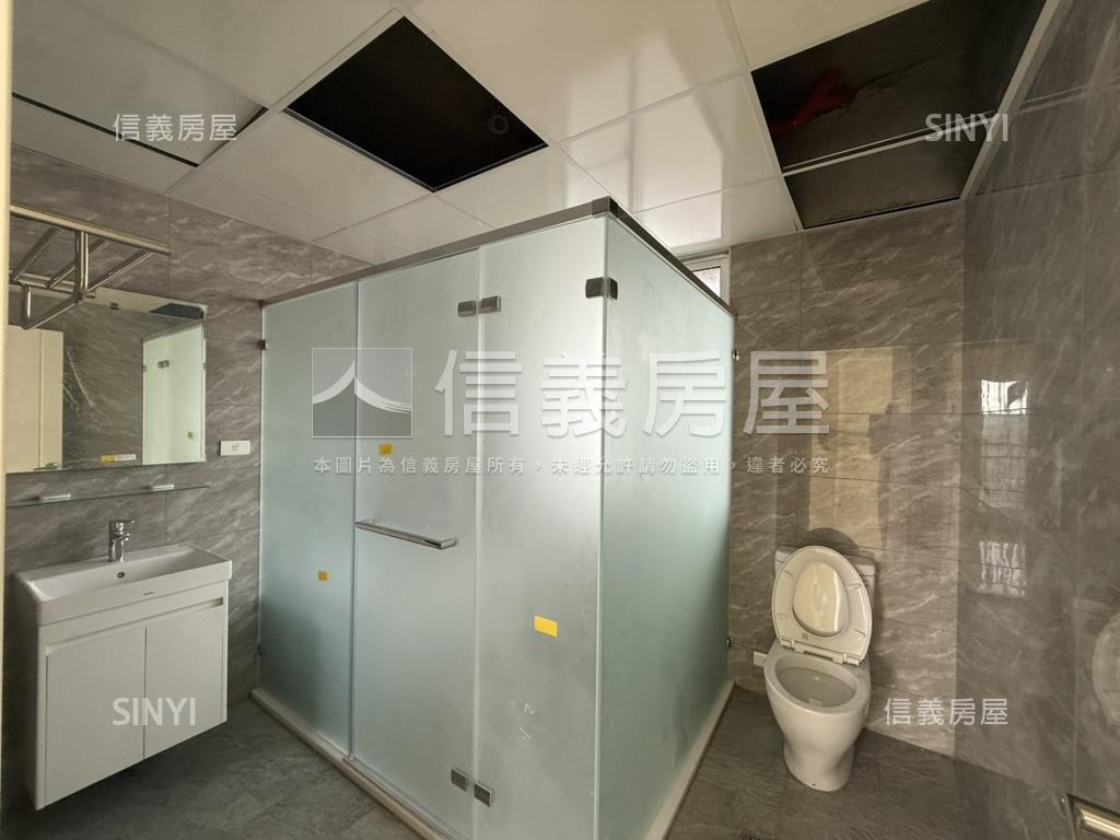 麻豆全新邊間店住Ｂ房屋室內格局與周邊環境