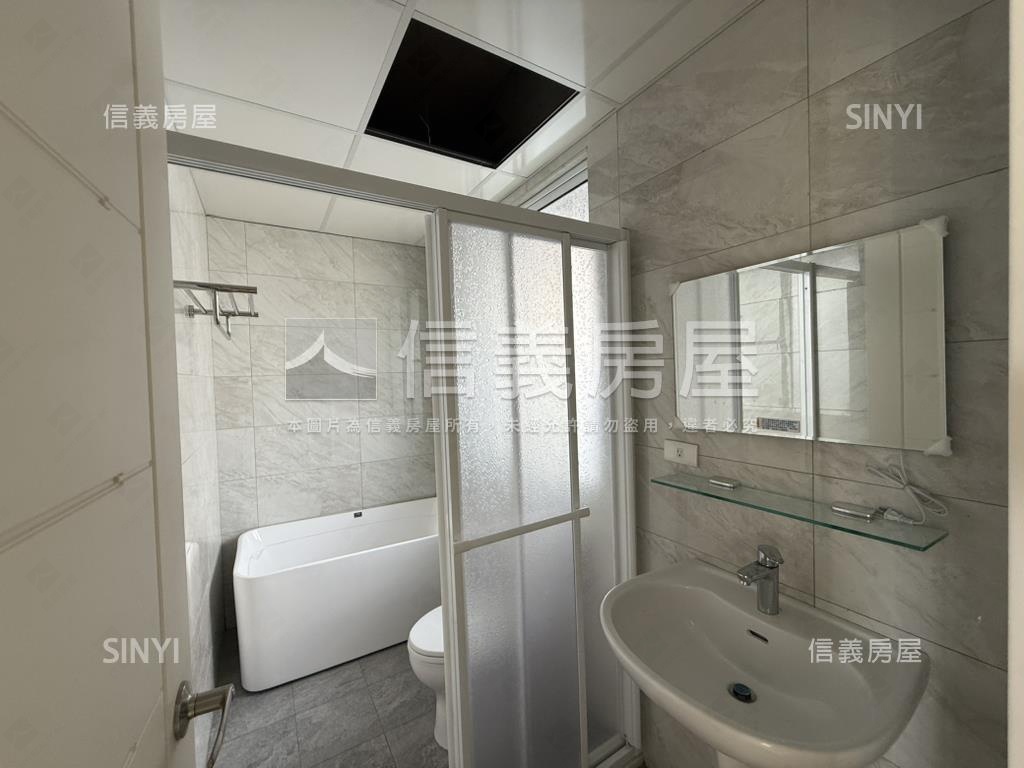 麻豆全新邊間店住Ｂ房屋室內格局與周邊環境