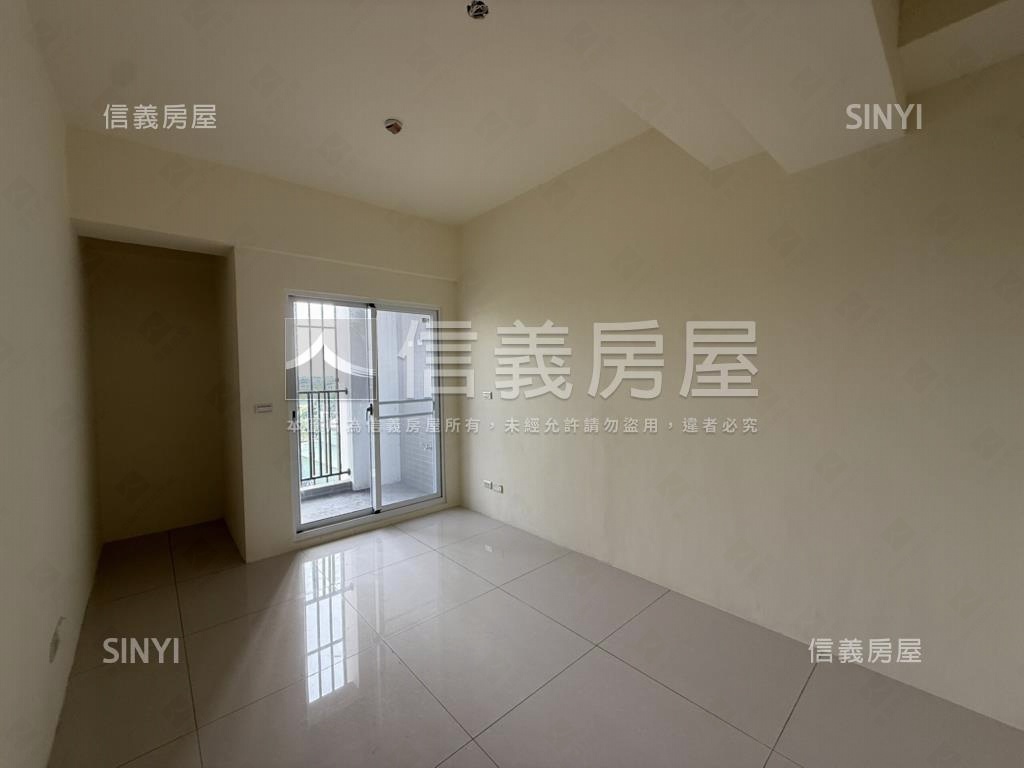 麻豆全新邊間店住Ｂ房屋室內格局與周邊環境