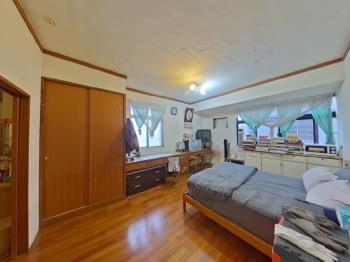 鶯歌大湖路邊間大透天