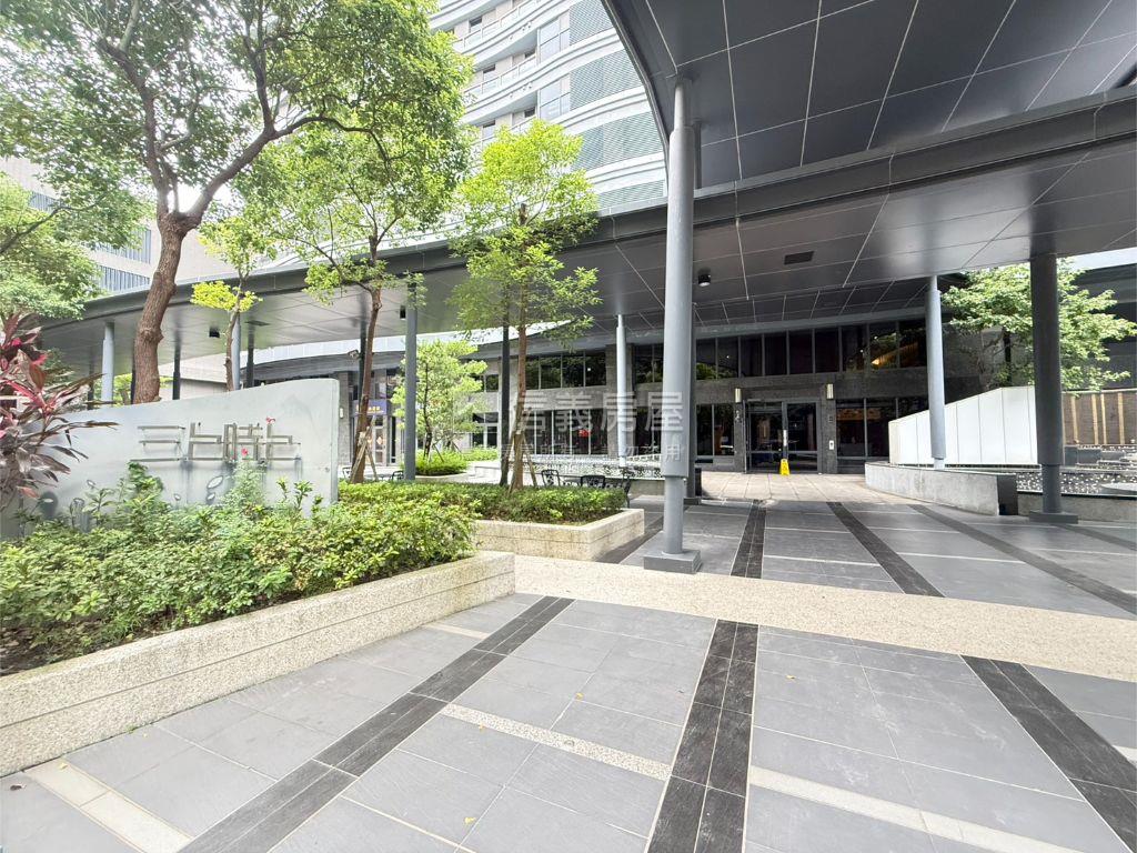 高鐵區三上時上兩房房屋室內格局與周邊環境
