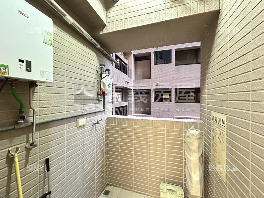 公園居‧兩房房屋室內格局與周邊環境