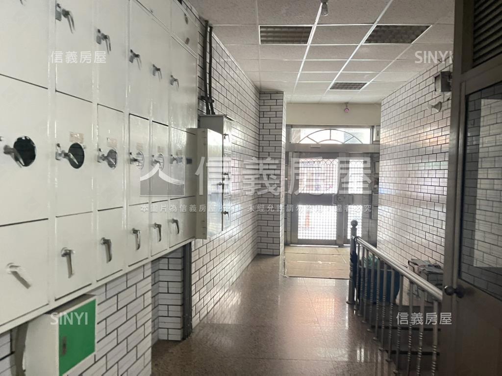 電梯透天－中科套房＋金店房屋室內格局與周邊環境