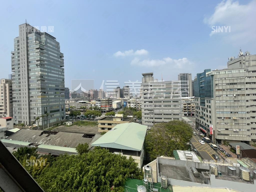 電梯透天－中科套房＋金店房屋室內格局與周邊環境