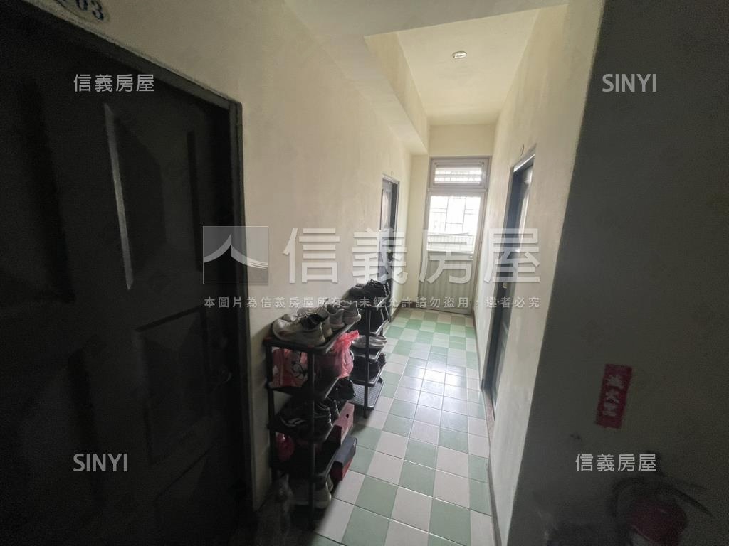 電梯透天－中科套房＋金店房屋室內格局與周邊環境