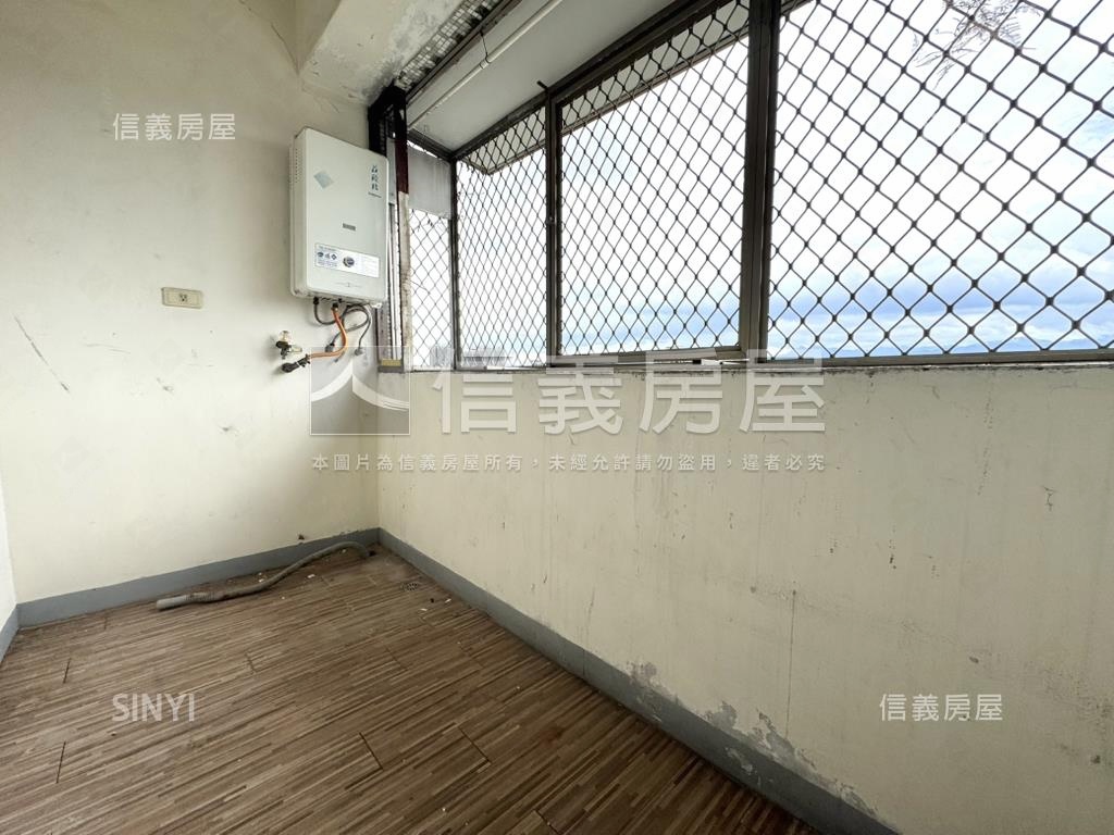 近市場低總價視野美廈房屋室內格局與周邊環境