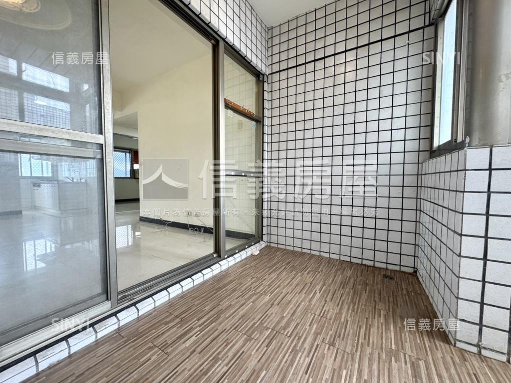 近市場低總價視野美廈房屋室內格局與周邊環境