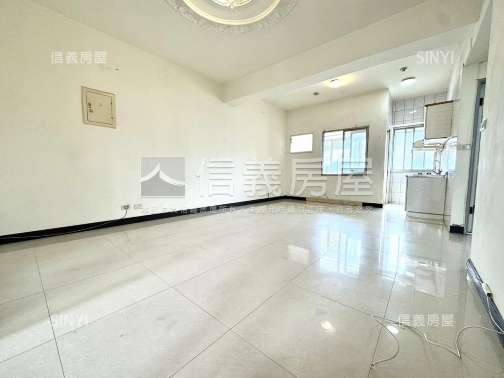 近市場低總價視野美廈房屋室內格局與周邊環境