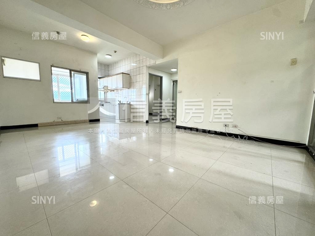 近市場低總價視野美廈房屋室內格局與周邊環境